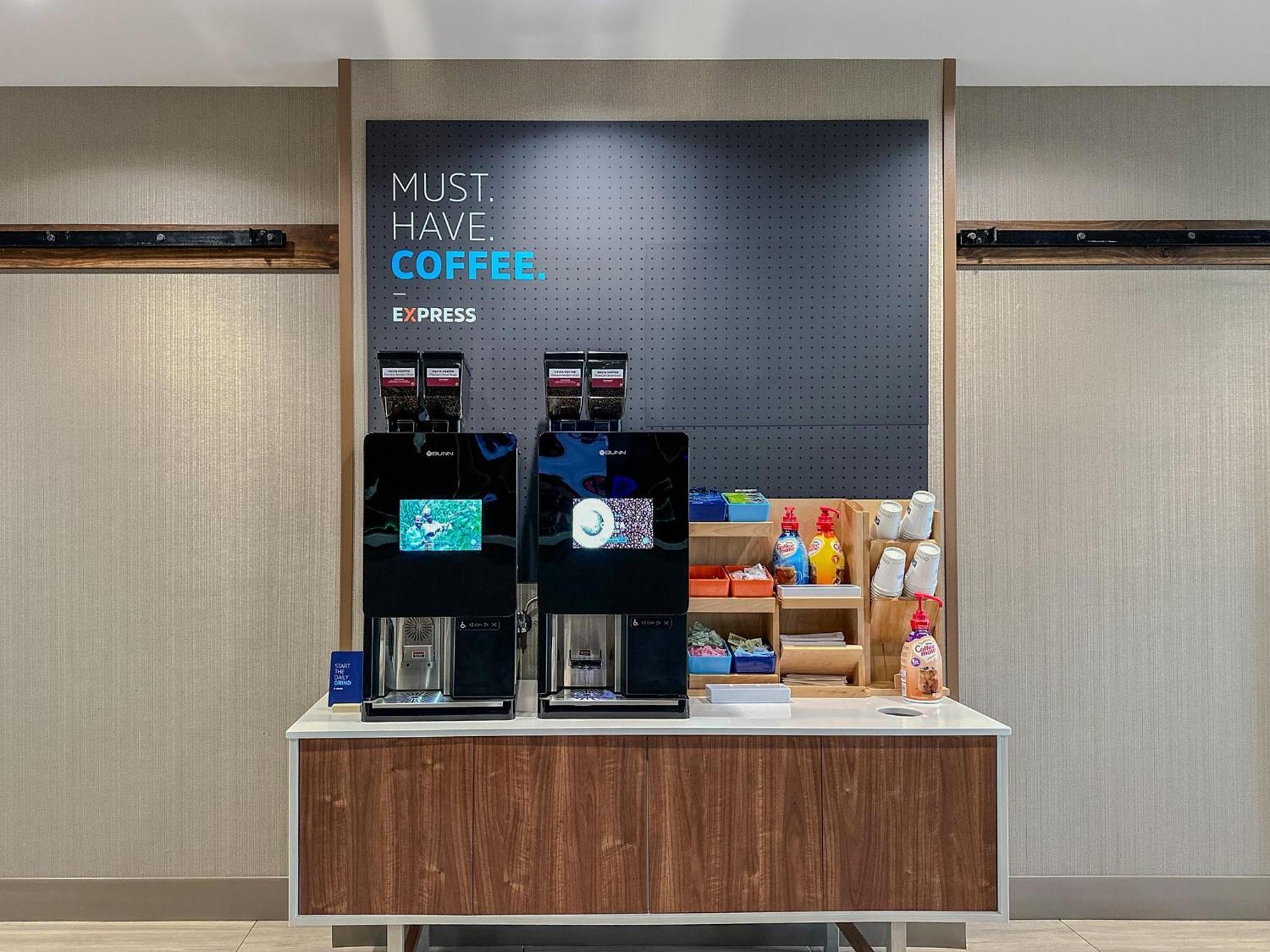 Holiday Inn Express & Suites - Effingham By Ihg Экстерьер фото